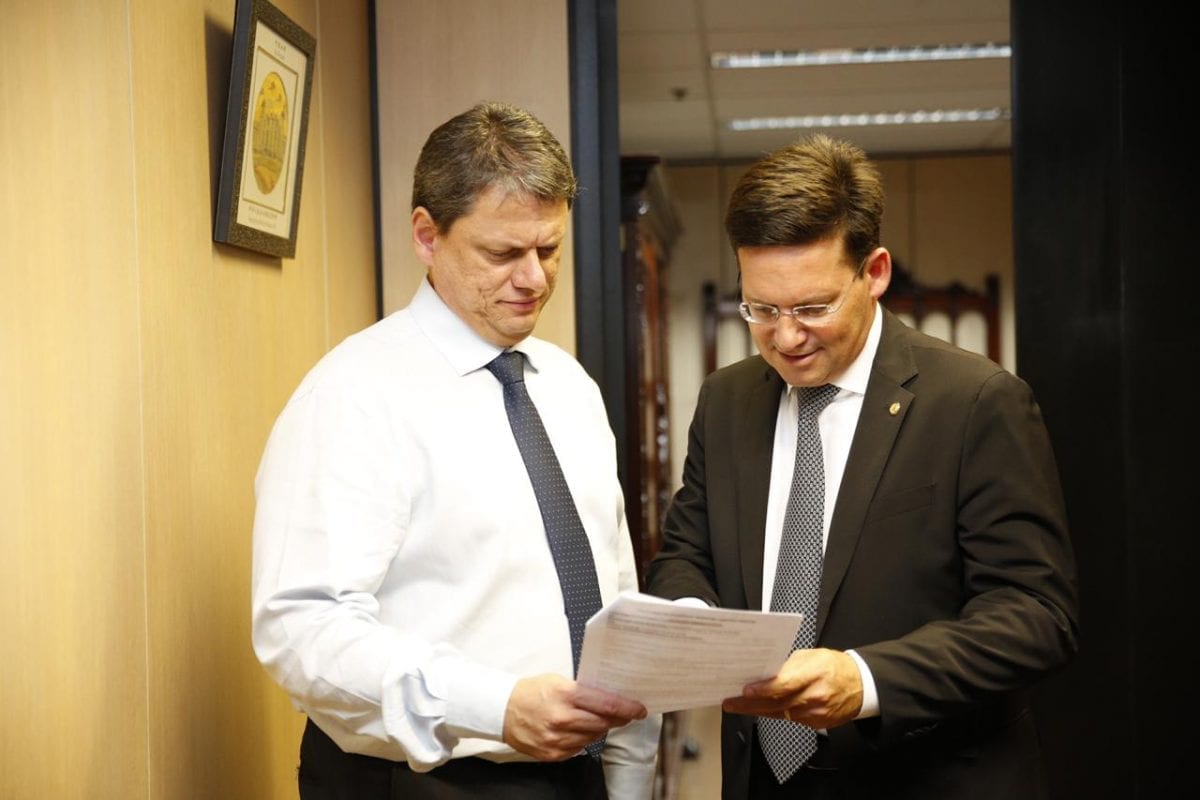 João Roma critica Via Bahia por atrasos das obras nas BRs 116 e 324 e questiona contratos de concessão