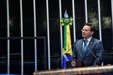 Em discurso no Congresso, João Roma destaca que 2 de Julho deve ser transmitido como data nacional