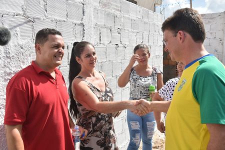 Depois das motociatas, Roma põe o pé na estrada