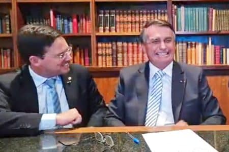 Ao lado de Roma, Bolsonaro confirma Auxílio Brasil de R$ 600 a partir de janeiro de 2023