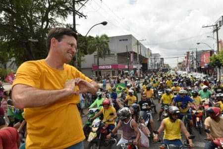 Roma recebe apoio à sua candidatura em mega-motocarreata realizada em Feira