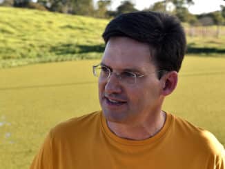 João Roma alerta para colapso do setor leiteiro e endossa cobrança da CNA por medidas para salvar os produtores